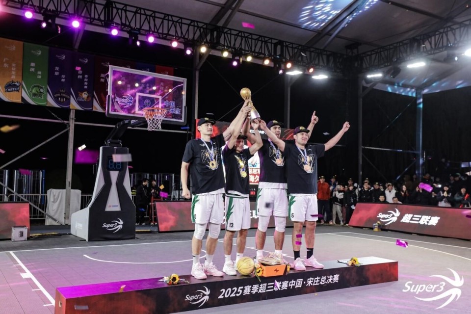 总决赛最有, 入商业空间