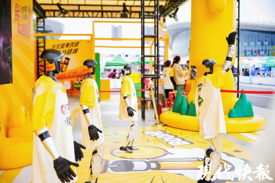 作为首次亮, 尝酥油茶, src